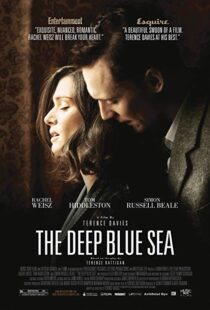 دانلود فیلم The Deep Blue Sea 201111771-1101546040