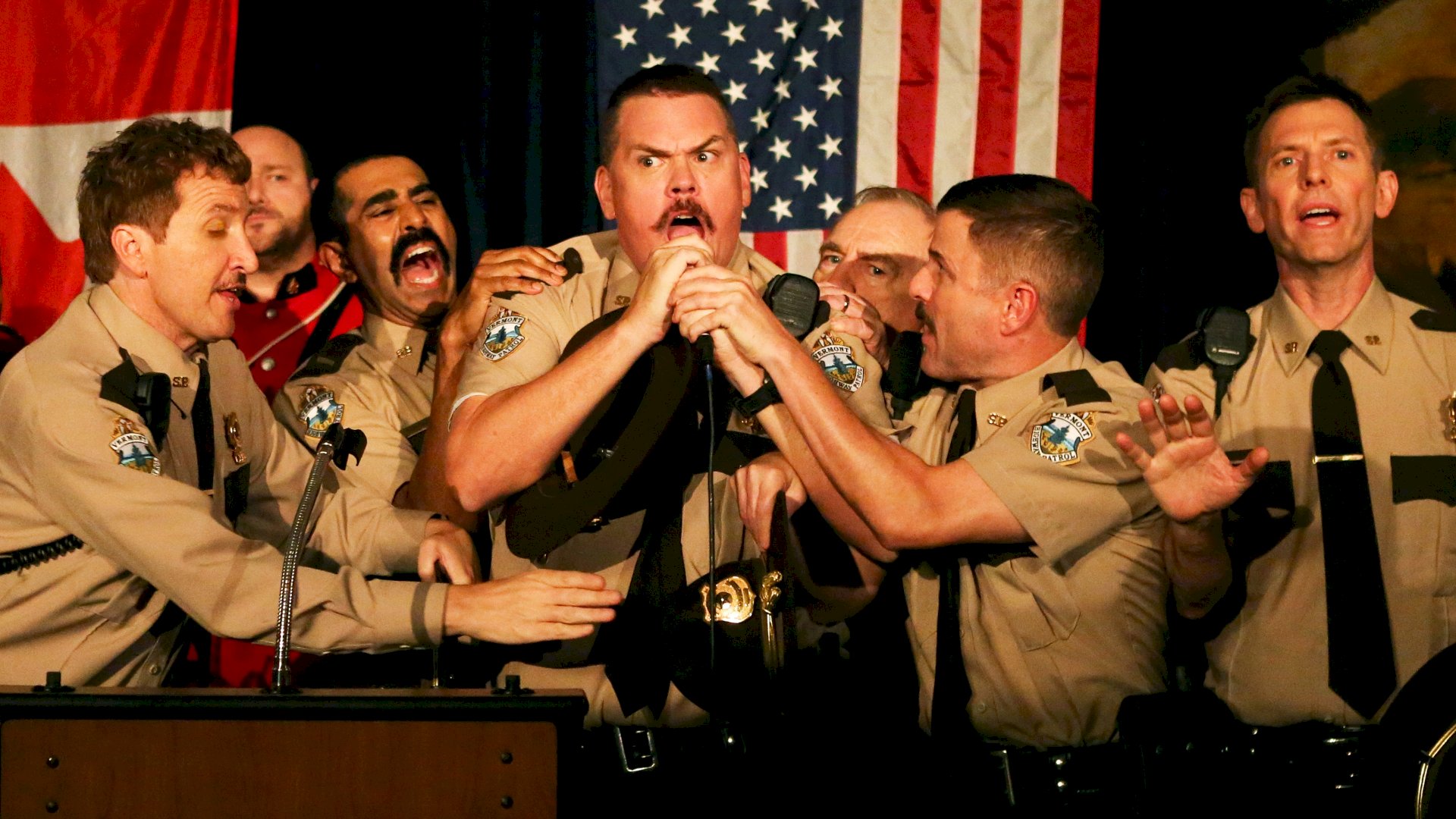 دانلود فیلم Super Troopers 2 2018