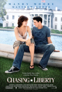 دانلود فیلم Chasing Liberty 2004394442-939387058