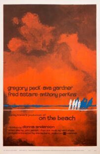 دانلود فیلم On the Beach 1959399529-290148509