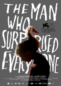 دانلود فیلم The Man Who Surprised Everyone 2018406621-50948473